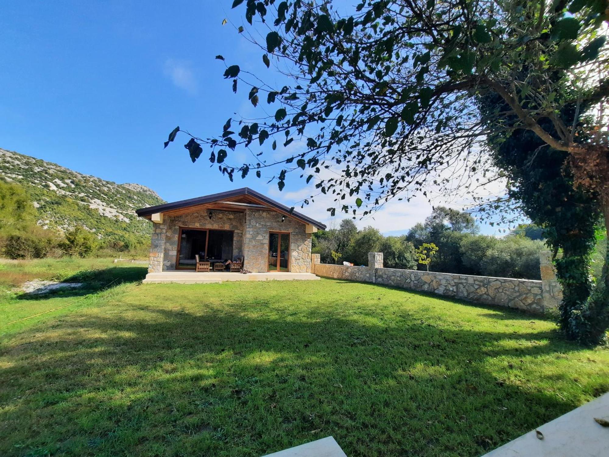 וירפזאר Orahovo Stone Vilas מראה חיצוני תמונה